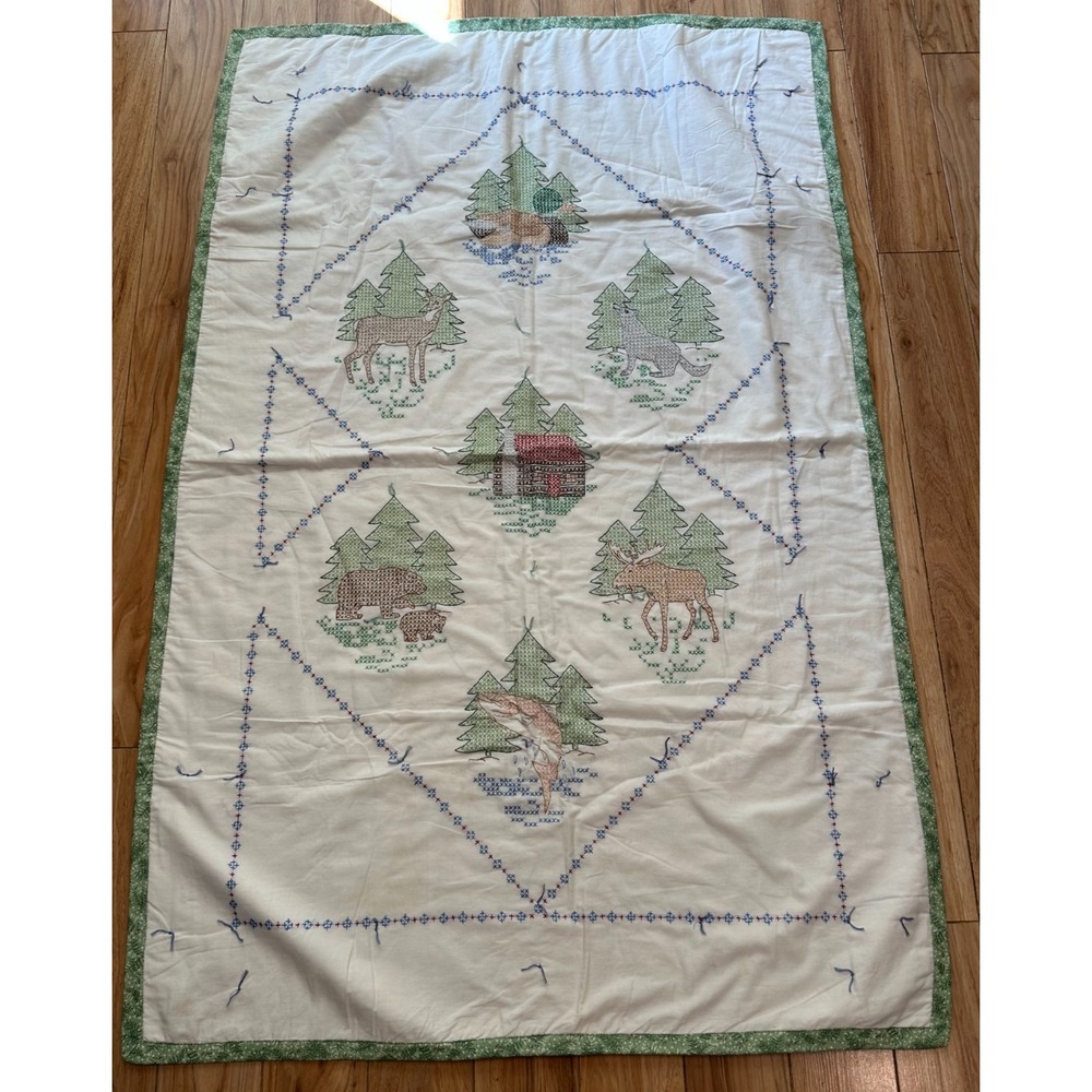 Jack Dempsey Great Outdoors Fox White Lap Boy Cabin Quilt 58'' x 38''